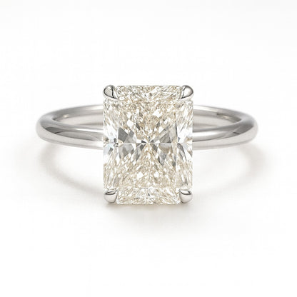 2.5 Carat Lab-Grown Solitaire Engagement Ring – Radiant Cut Diamond