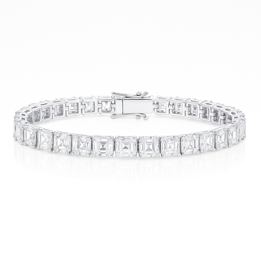 Diamond tennis bracelet in white gold