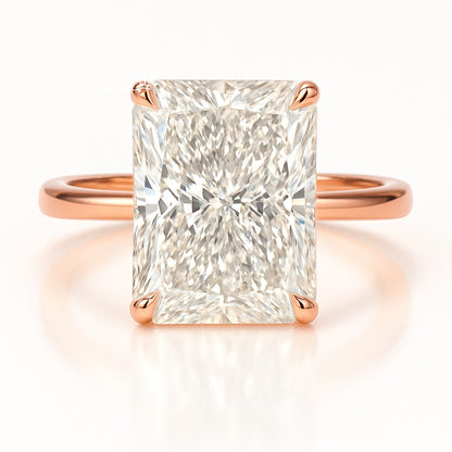 8 Carat Lab-Grown Solitaire Engagement Ring Radiant Cut – 18k Yellow Gold